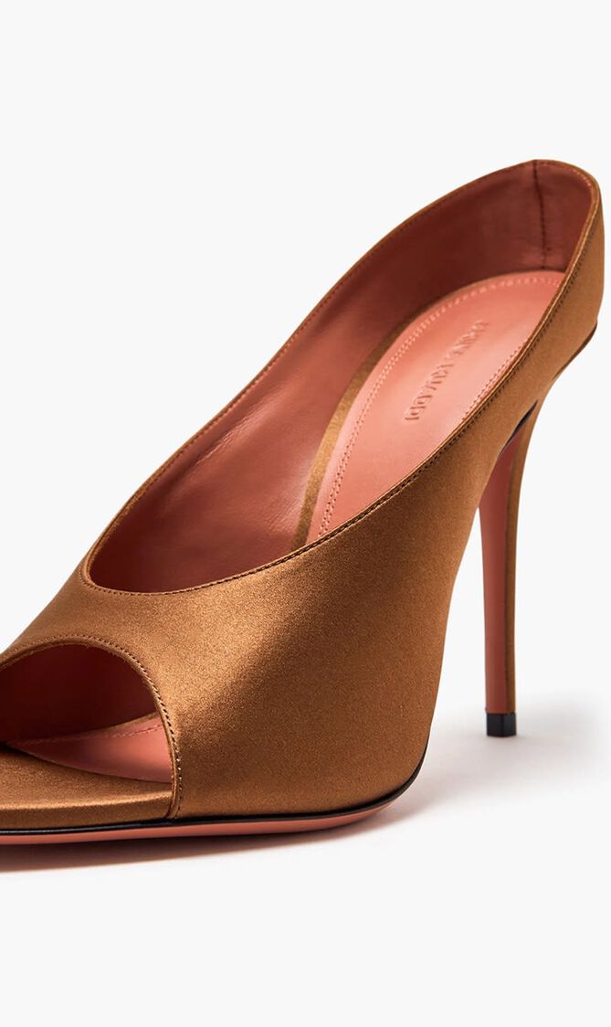 Anok 105 Heels