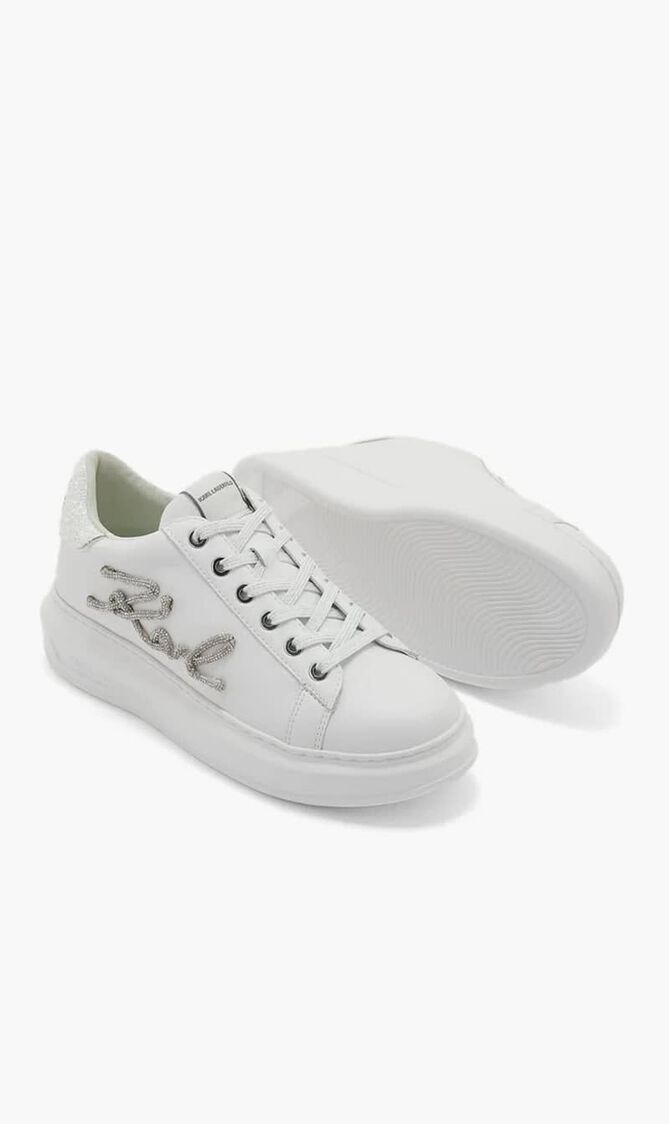 Signia Sneakers