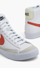 Blazer Mid 77 Sneakers