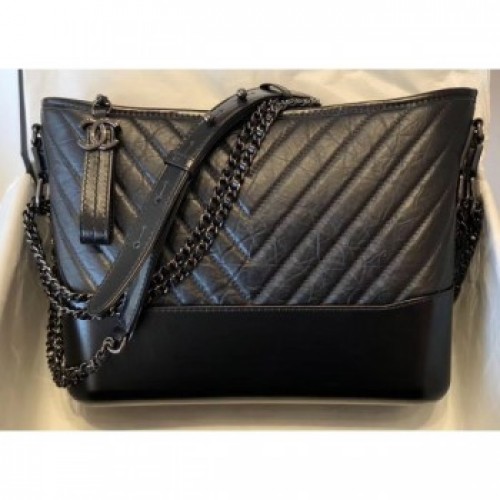 Chanel Gabrielle Medium Hobo Bag A93824 Chevron So Black 2019 AQ02763 Chanel Gabrielle Medium Hobo Bag A93824 Chevron So Black 2019 AQ02763