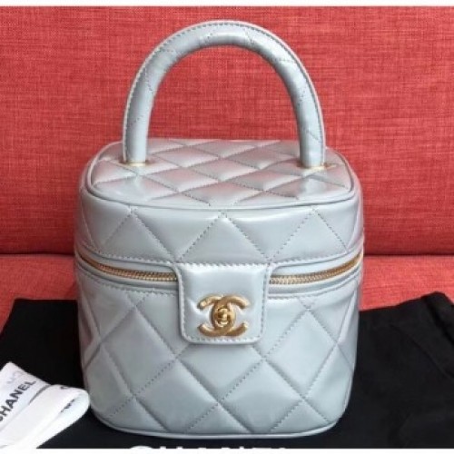 Chanel Vintage Vanity Case Bag Pearl Gray 2019 AQ04222