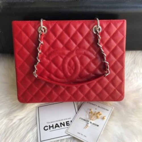 Chanel Grained Calfskin Grand Shopping Tote GST Bag Red/Silver Collection AQ01856 Chanel Grained Calfskin Grand Shopping Tote GST Bag Red/Silver Collection AQ01856