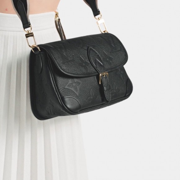 Louis Vuitton M46386 Diane Black Louis Vuitton M46386 Diane Black