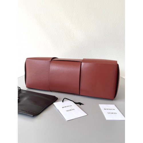 Bottega Veneta Arco Medium Tote In Maple Intrecciato Lambskin Bottega Veneta Arco Medium Tote In Maple Intrecciato Lambskin