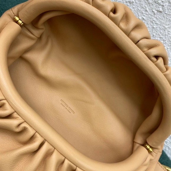 Bottega Veneta The Pouch Belt Bag In Almond Lambskin Bottega Veneta The Pouch Belt Bag In Almond Lambskin