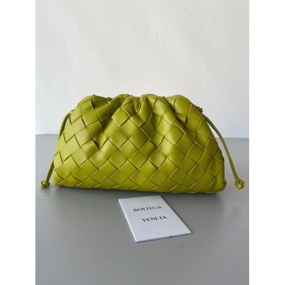 Bottega Veneta Mini Pouch with Strap in Kiwi Intrecciato Lambskin Bottega Veneta Mini Pouch with Strap in Kiwi Intrecciato Lambskin