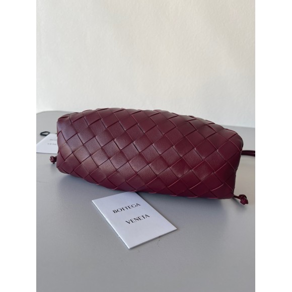 Bottega Veneta Mini Pouch with Strap in Bordeaux Intrecciato Lambskin Bottega Veneta Mini Pouch with Strap in Bordeaux Intrecciato Lambskin