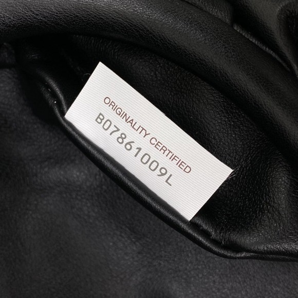 Bottega Veneta The Pouch Belt Bag In Black Lambskin Bottega Veneta The Pouch Belt Bag In Black Lambskin