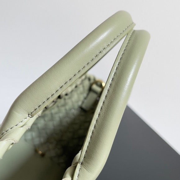 Bottega Veneta Cabat Mini Bag In Travertine Intrecciato Lambskin Bottega Veneta Cabat Mini Bag In Travertine Intrecciato Lambskin