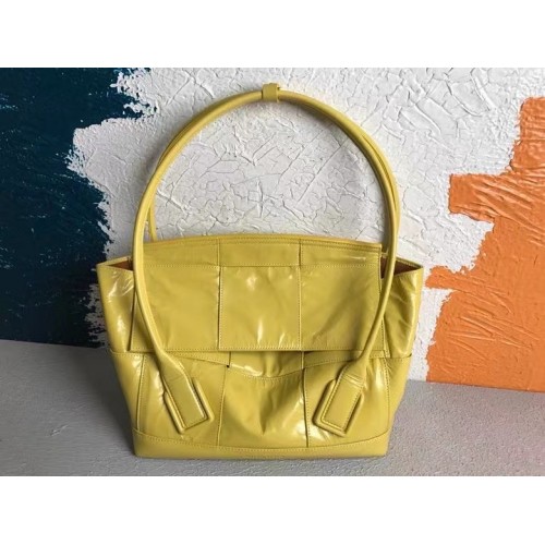 Bottega Veneta Arco Medium Bag In Yellow Intrecciato Leather Bottega Veneta Arco Medium Bag In Yellow Intrecciato Leather
