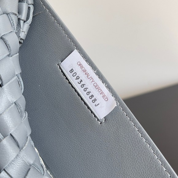 Bottega Veneta Cabat Large Bag In Thunder Intrecciato Lambskin Bottega Veneta Cabat Large Bag In Thunder Intrecciato Lambskin