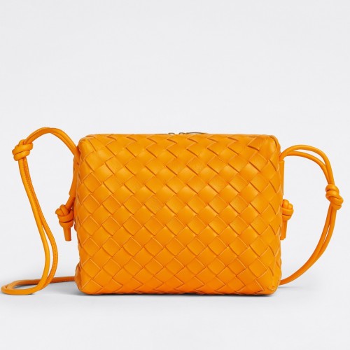 Bottega Veneta Loop Small Bag In Orange Intrecciato Lambskin Bottega Veneta Loop Small Bag In Orange Intrecciato Lambskin