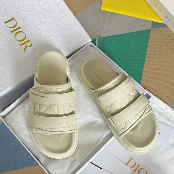 DIor Dio(r)evolution Slides Sandals In White Cannage Calfskin DIor Dio(r)evolution Slides Sandals In White Cannage Calfskin