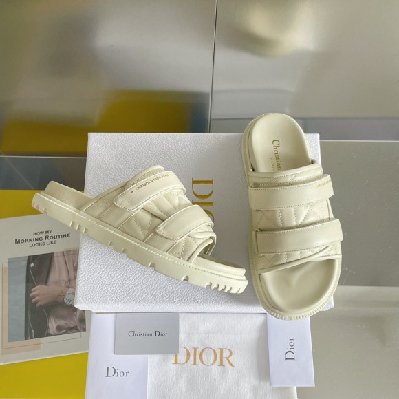 DIor Dio(r)evolution Slides Sandals In White Cannage Calfskin DIor Dio(r)evolution Slides Sandals In White Cannage Calfskin