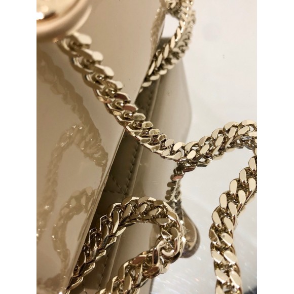 Dior Lady Dior Mini Chain Bag with Chain in Aesthetic Beige Patent Calfskin Dior Lady Dior Mini Chain Bag with Chain in Aesthetic Beige Patent Calfskin