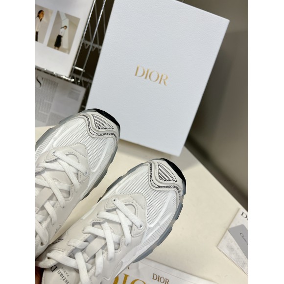 Dior Vibe Sneakers in White Technical Fabric and Mesh Dior Vibe Sneakers in White Technical Fabric and Mesh