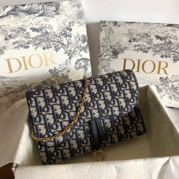 Dior Saddle Chain Pouch In Blue Dior Oblique Jacquard Dior Saddle Chain Pouch In Blue Dior Oblique Jacquard