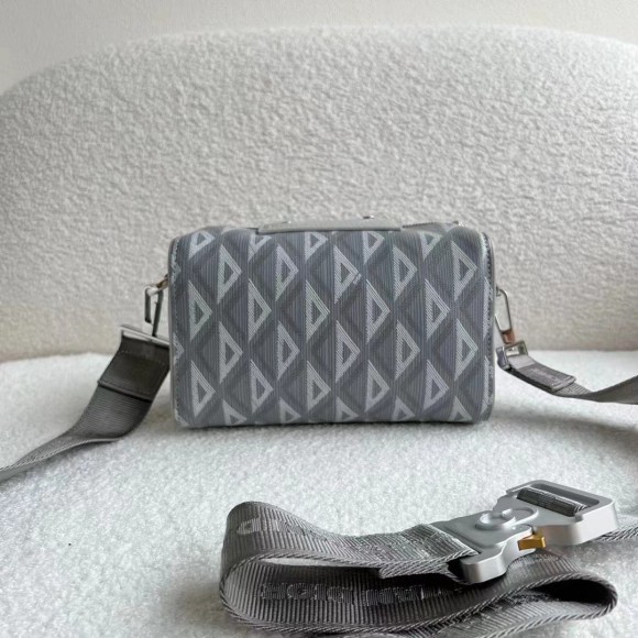 Dior Lingot Messenger Bag In Gray CD Diamond Canvas Dior Lingot Messenger Bag In Gray CD Diamond Canvas