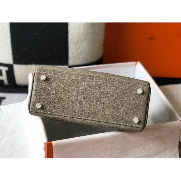 Hermes Kelly 32cm Retourne Bag in Tourterelle Clemence Leather GHW Hermes Kelly 32cm Retourne Bag in Tourterelle Clemence Leather GHW