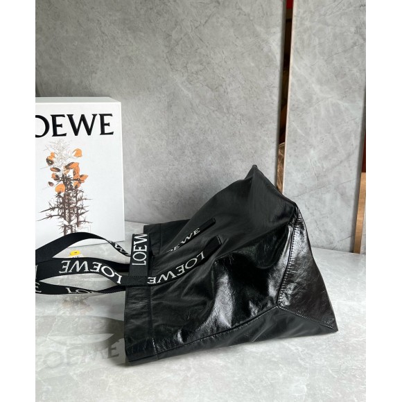 Loewe Fold Shopper Bag in Black Paper Calfskin Loewe Fold Shopper Bag in Black Paper Calfskin