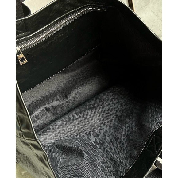 Loewe Fold Shopper Bag in Black Paper Calfskin Loewe Fold Shopper Bag in Black Paper Calfskin