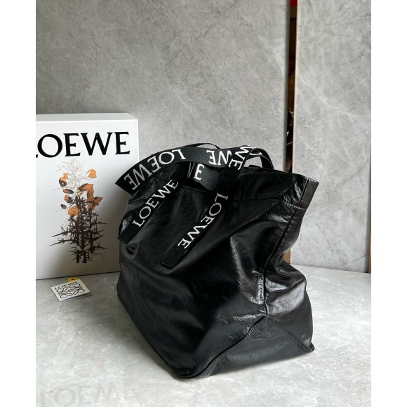 Loewe Fold Shopper Bag in Black Paper Calfskin Loewe Fold Shopper Bag in Black Paper Calfskin