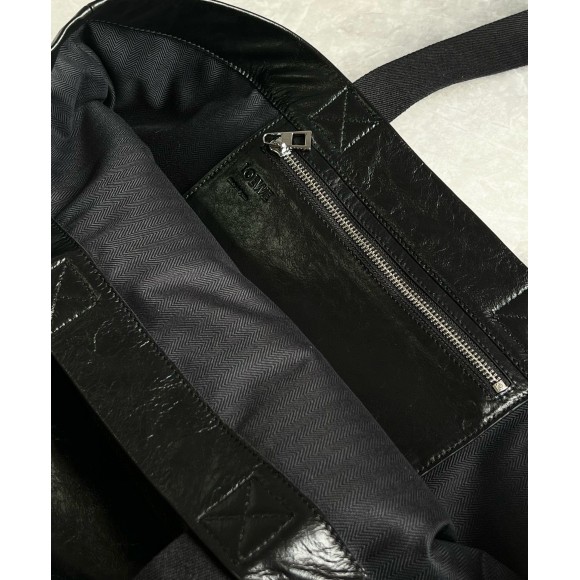 Loewe Fold Shopper Bag in Black Paper Calfskin Loewe Fold Shopper Bag in Black Paper Calfskin