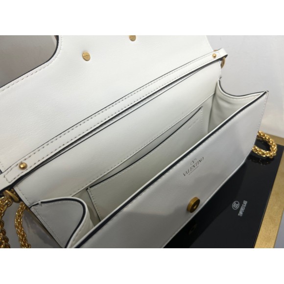 Valentino Loco Large Shoulder Bag In White Calfskin Valentino Loco Large Shoulder Bag In White Calfskin