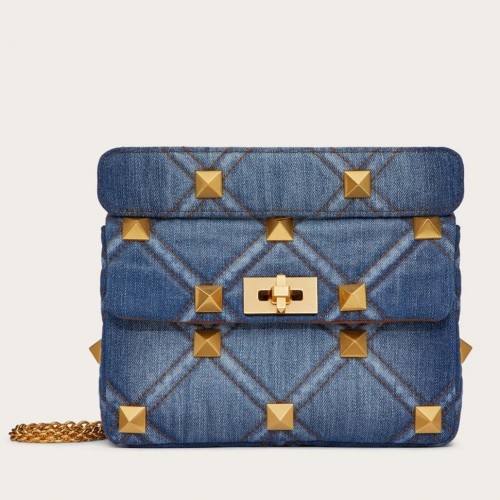 Valentino Roman Stud Medium Chain Bag In Denim Valentino Roman Stud Medium Chain Bag In Denim