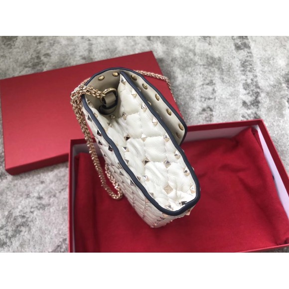 Valentino Rockstud Spike Crossbody Clutch Bag In White Lambskin Valentino Rockstud Spike Crossbody Clutch Bag In White Lambskin