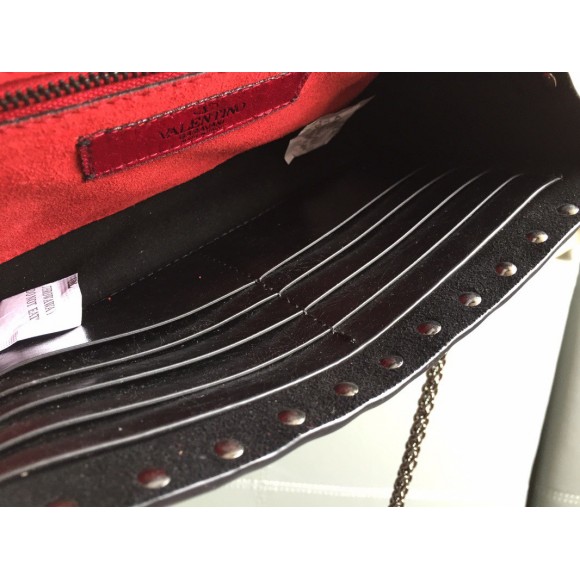 Valentino Rockstud Spike Crossbody Clutch Bag In Crinkled Lambskin Valentino Rockstud Spike Crossbody Clutch Bag In Crinkled Lambskin