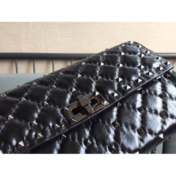 Valentino Rockstud Spike Crossbody Clutch Bag In Crinkled Lambskin Valentino Rockstud Spike Crossbody Clutch Bag In Crinkled Lambskin