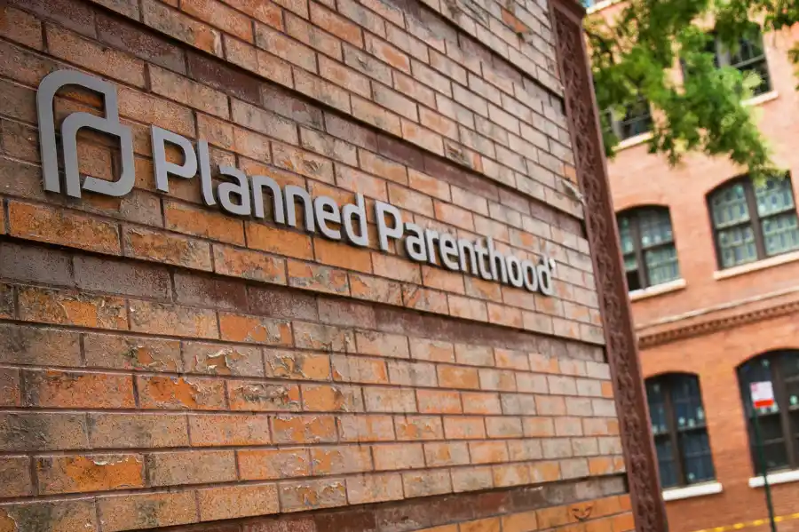 08 planned parenthood 7cf7ae25 94a5 45c2 a275 7f776d17592a