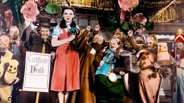 121652989_judy garland the wizard of oz zoom 847125d6 884b 4b1c a021 3d6a81962ce7