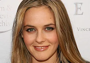 1250011481alicia_silverstone_290x206