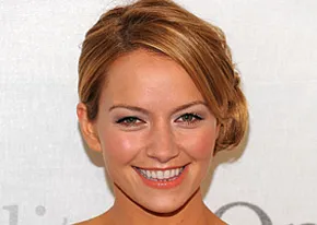 1250529975becky_newton_290x206