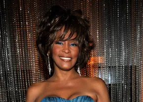 1250548391whitney_houston_290x206
