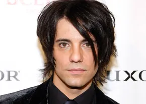 1250803153criss_angel_290x206
