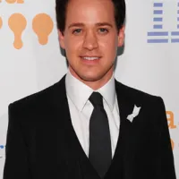 1251124859_t.r._knight_290x402