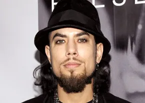 1251128060dave_navarro_290x206