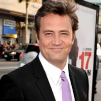 1251211837matthew_perry_290x206