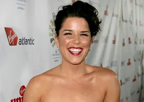 1251218947neve_campbell_290x206