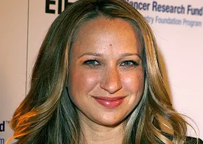 1251224737jennifer_meyeyr_290x206