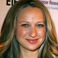 1251224737jennifer_meyeyr_290x206