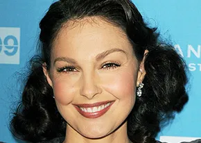 1251225371ashley_judd_290x206