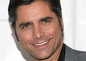 1251225935john_stamos_290x206