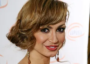 1251228019karina_smirnoff_290x206