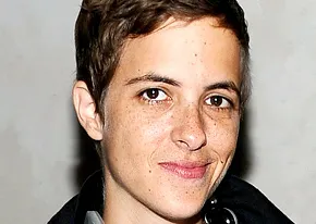 1251231606samantha_ronson_290x206