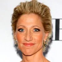 1251298813edie_falco_290x206