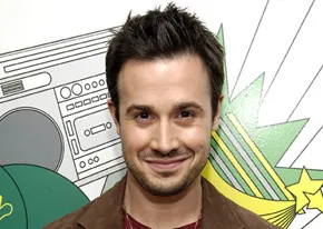 1251302091freddie_prinze_jr_290x206